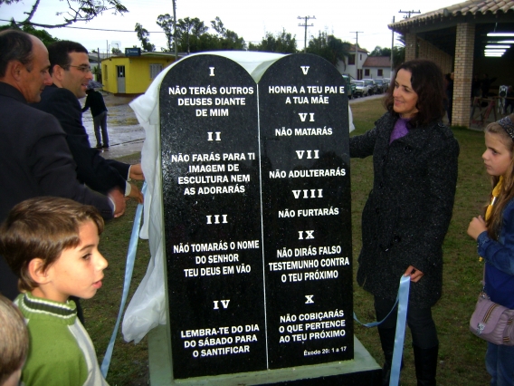10 mandamentos placa1