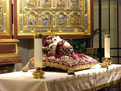 veneracao de reliquia7