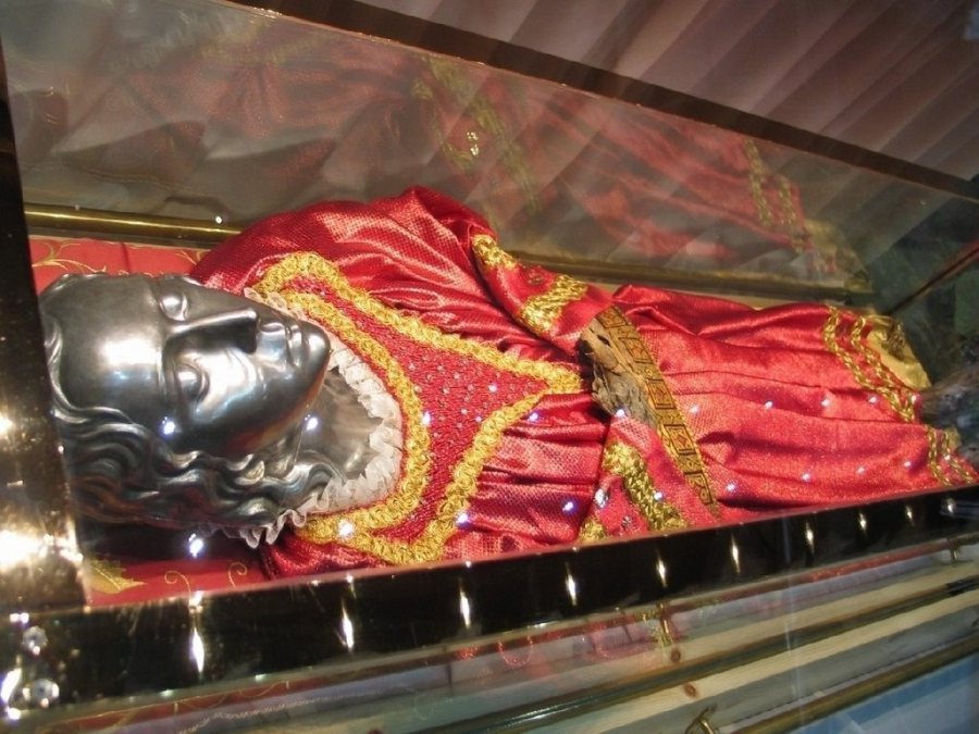 cadaver santa lucia adoracao2