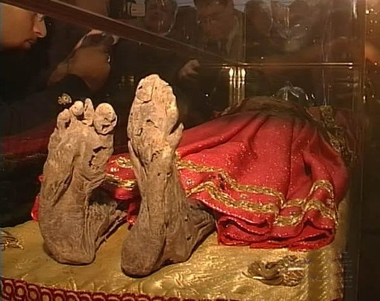 cadaver santa lucia adoracao3