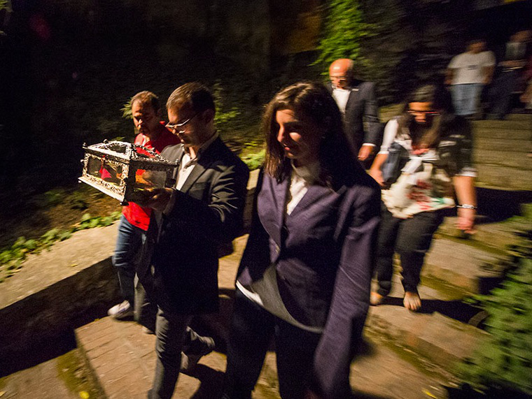 cadaver santa lucia adoracao6