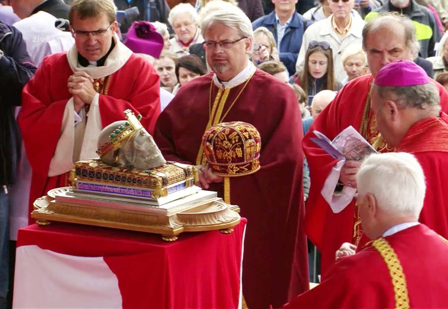 papa venera caveira sao venceslau4