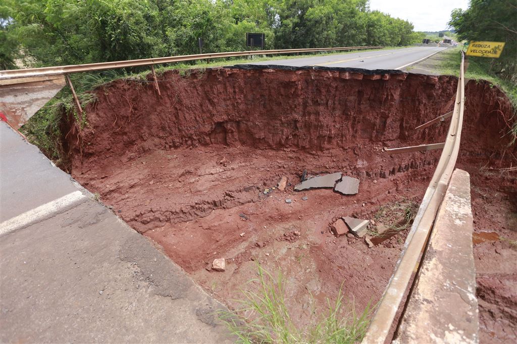 parana queda de ponte